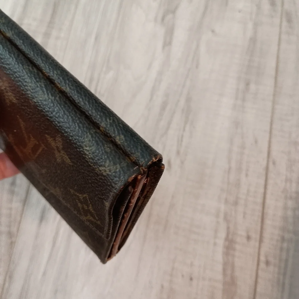 LOUIS VUITTON Monogram Portefeuille Elise Wallet
